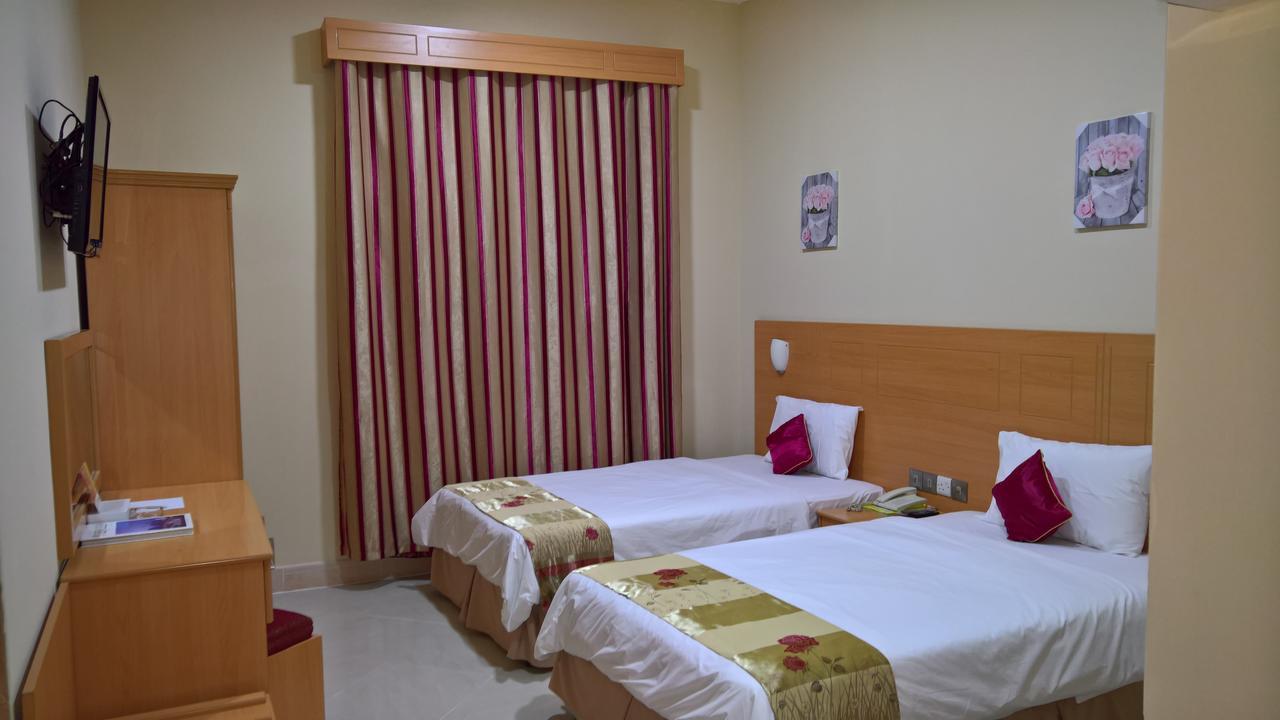 Al Salam Inn Hotel Suites Dubai Exterior photo