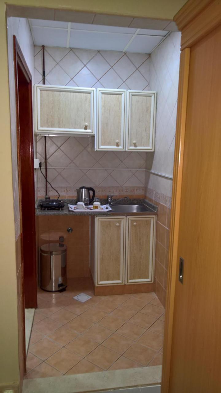 Al Salam Inn Hotel Suites Dubai Exterior photo