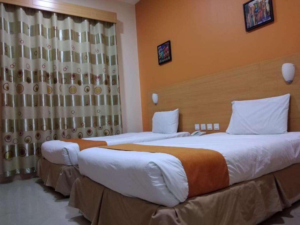 Al Salam Inn Hotel Suites Dubai Exterior photo