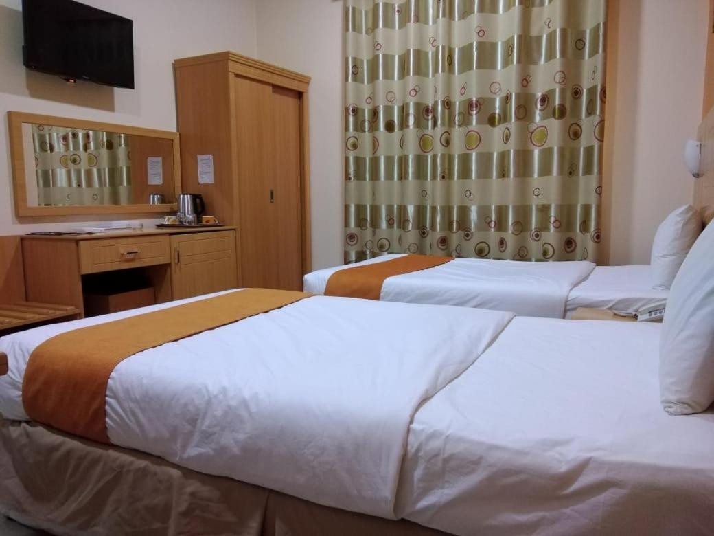 Al Salam Inn Hotel Suites Dubai Exterior photo